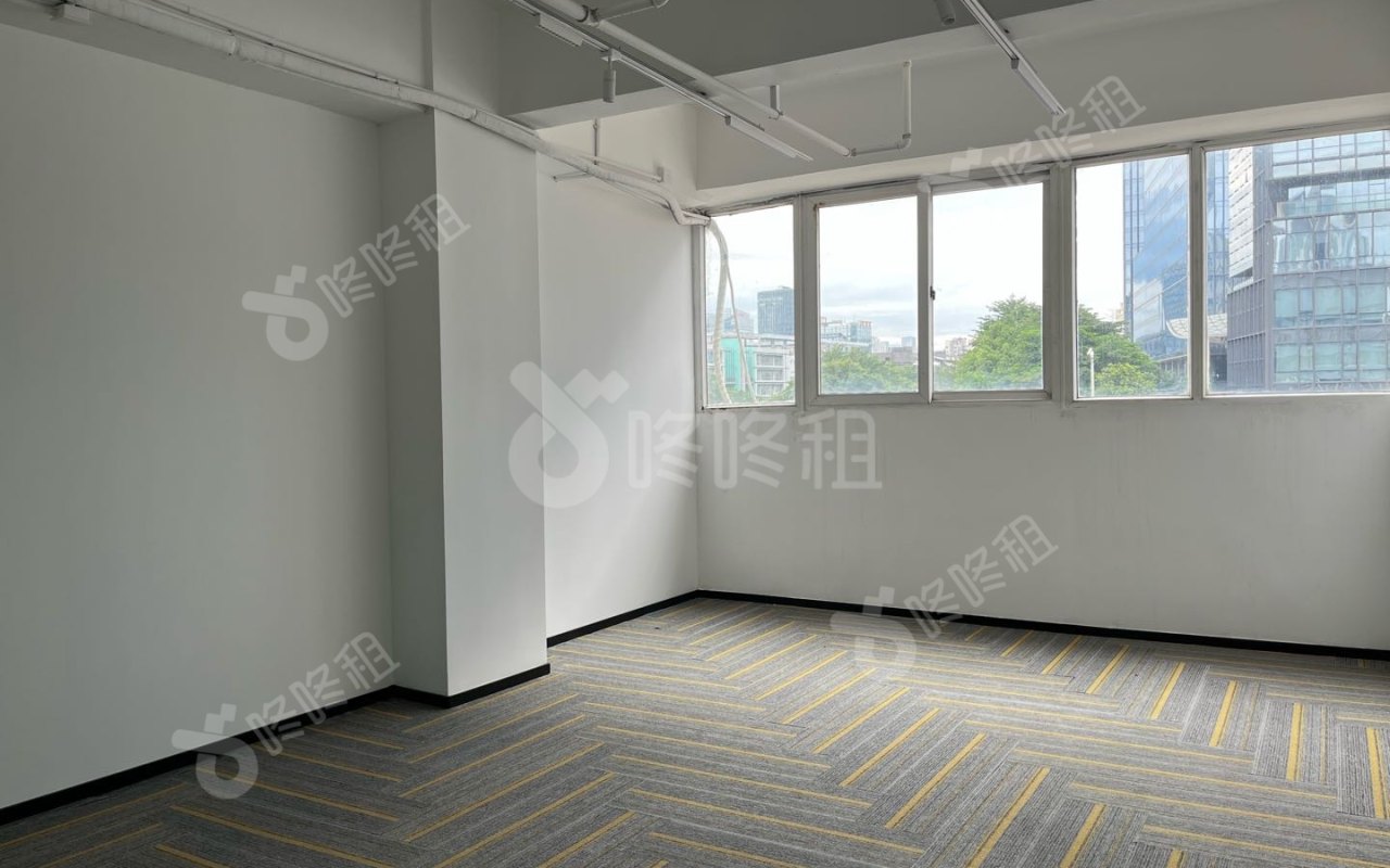 坚达大厦_50平_精装_办公室开间