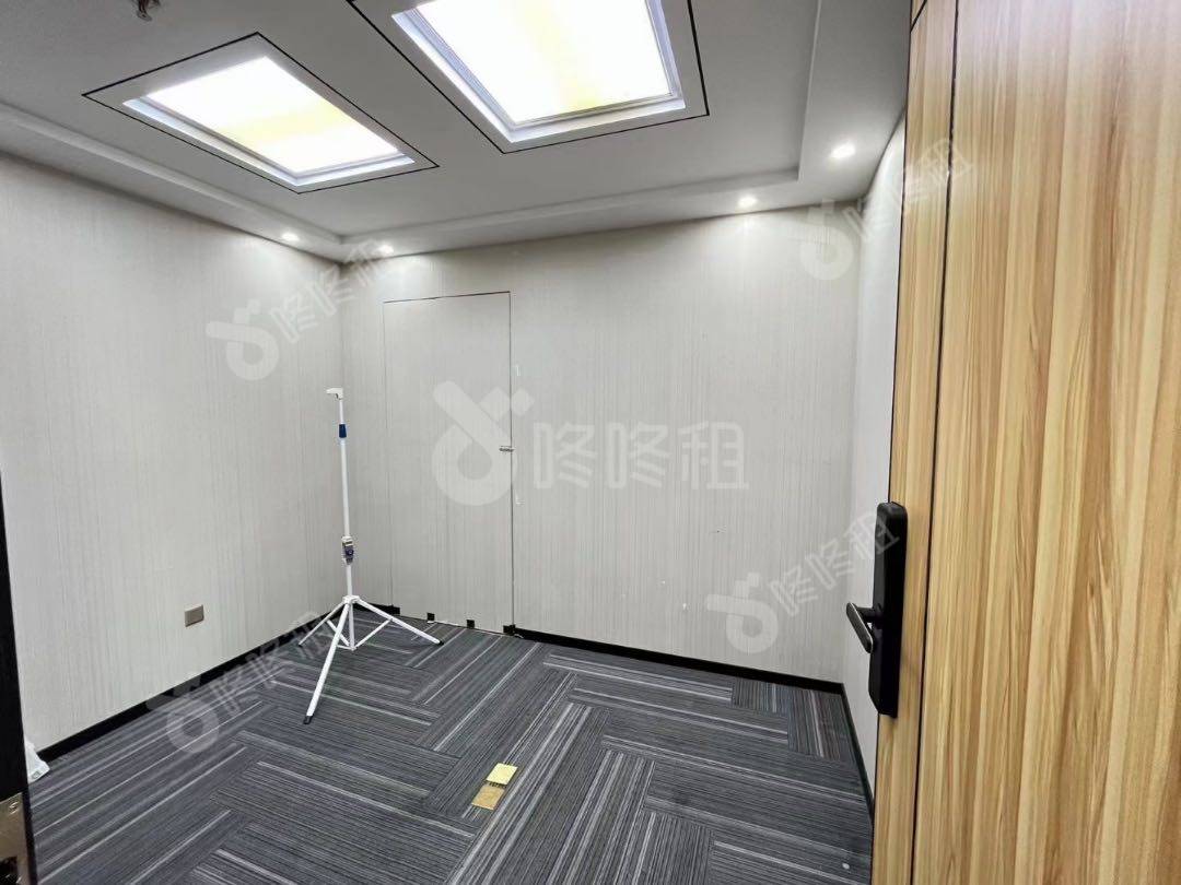 创建大厦(福田)_148平_精装_办公室隔间