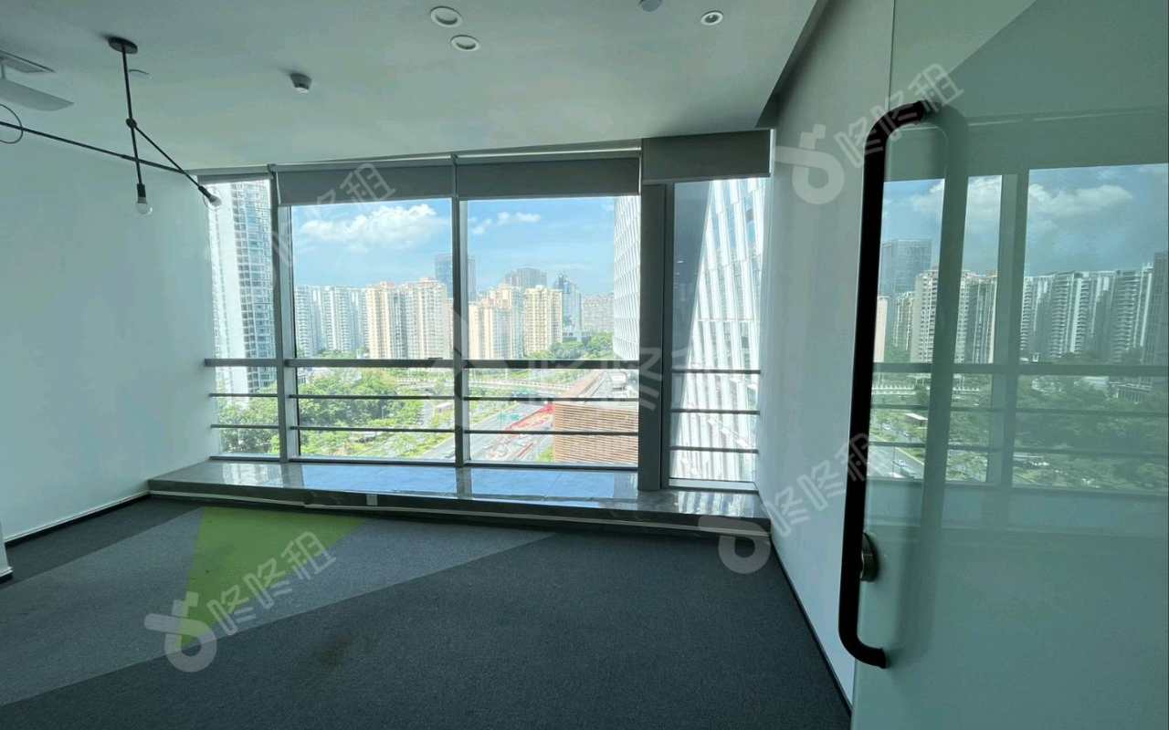 赛西科技大厦_158平_精装_办公室隔间