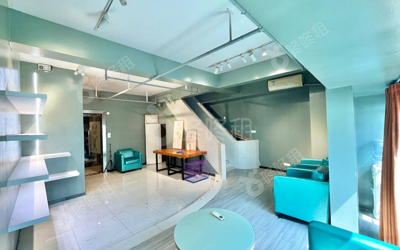 公园道大厦_126平_精装_办公室开间