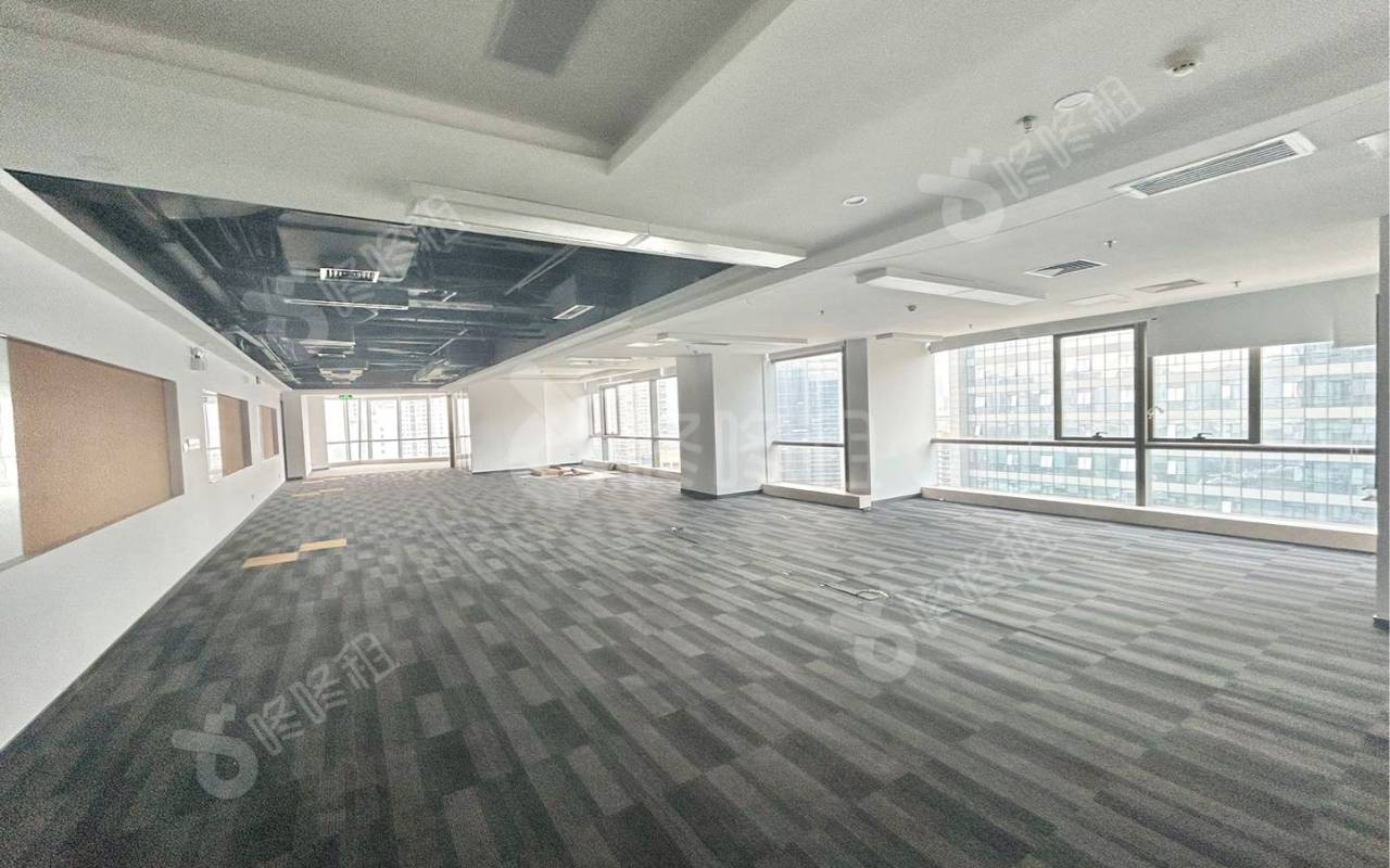 李宁中心 (松日鼎盛大厦)_272平_精装_办公室开间