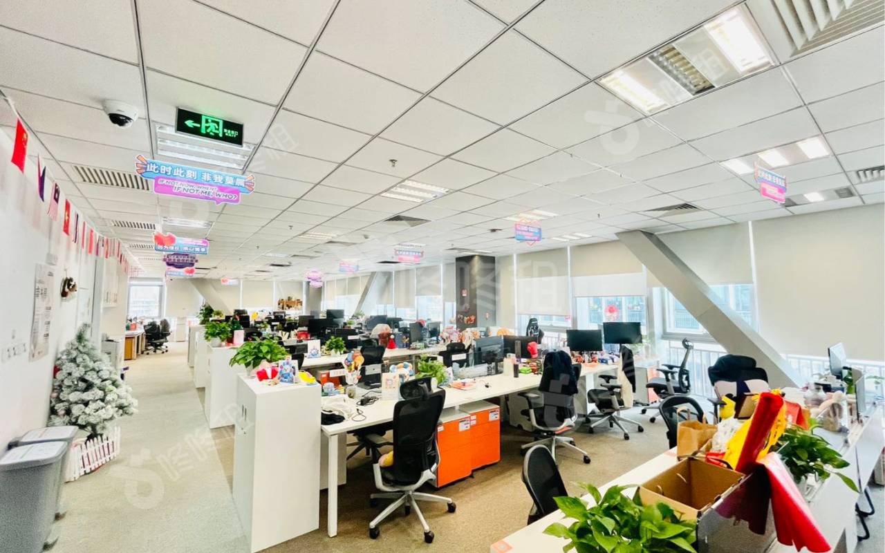 阿里云大厦_1014平_豪装_办公室开间