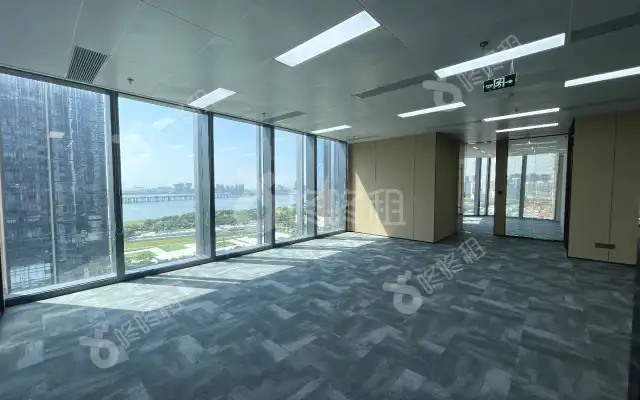 前海鸿荣源中心_325平米_精装_办公室房源出租