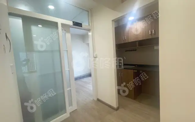 瑞思中心_101平米_豪装_办公室房源出租