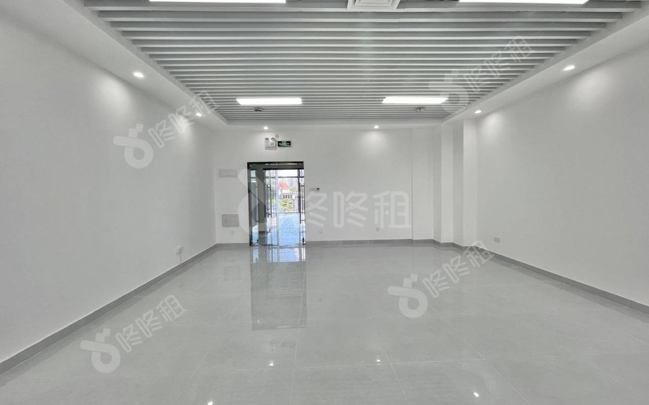 远洋滨海大厦_107平_精装_办公室开间