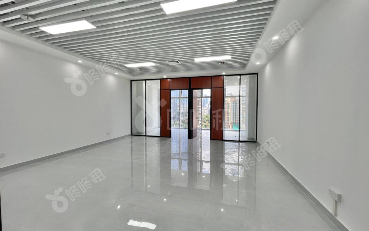 远洋滨海大厦_107平_精装_办公室开间
