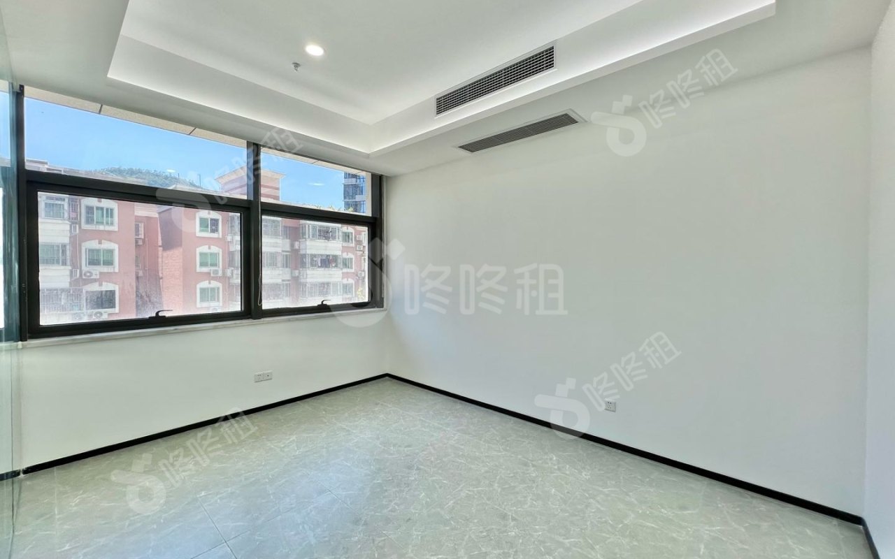 荔源商务大厦（荔园广场）_119平_豪装_办公室隔间