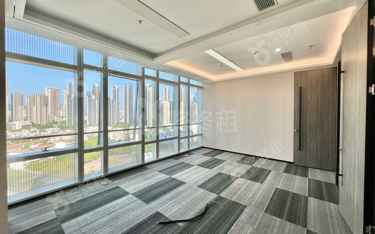 讯美科技广场_228平_精装_办公室隔间