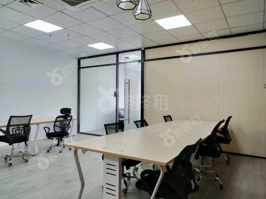 马家龙工业区_150平_精装_办公室开间