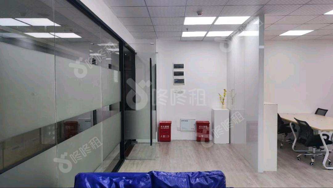马家龙工业区_210平_精装_前台