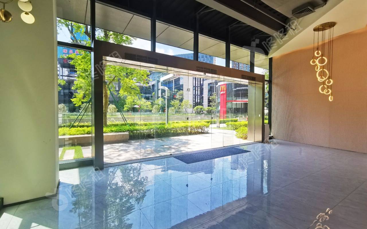 前海深港基金小镇_736.26平_豪装_办公室开间