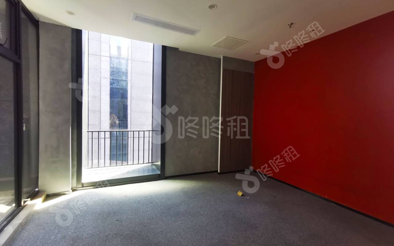 前海深港基金小镇_736.26平_豪装_办公室开间