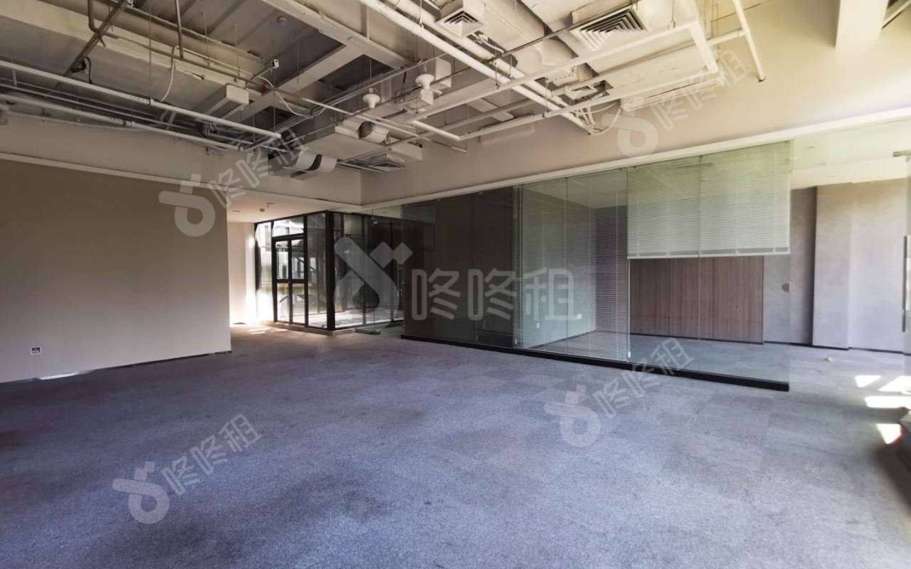 前海深港基金小镇_736.26平_豪装_办公室开间