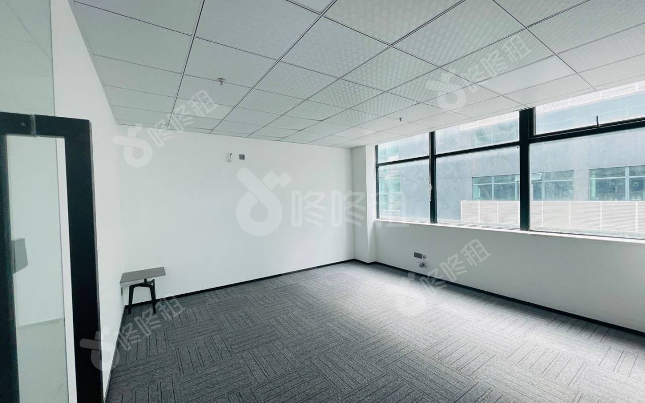 海大创意园_78平_精装_办公室隔间