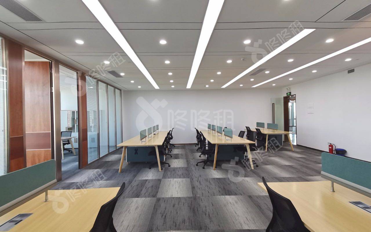 金迪世纪大厦_378平_精装_办公室开间