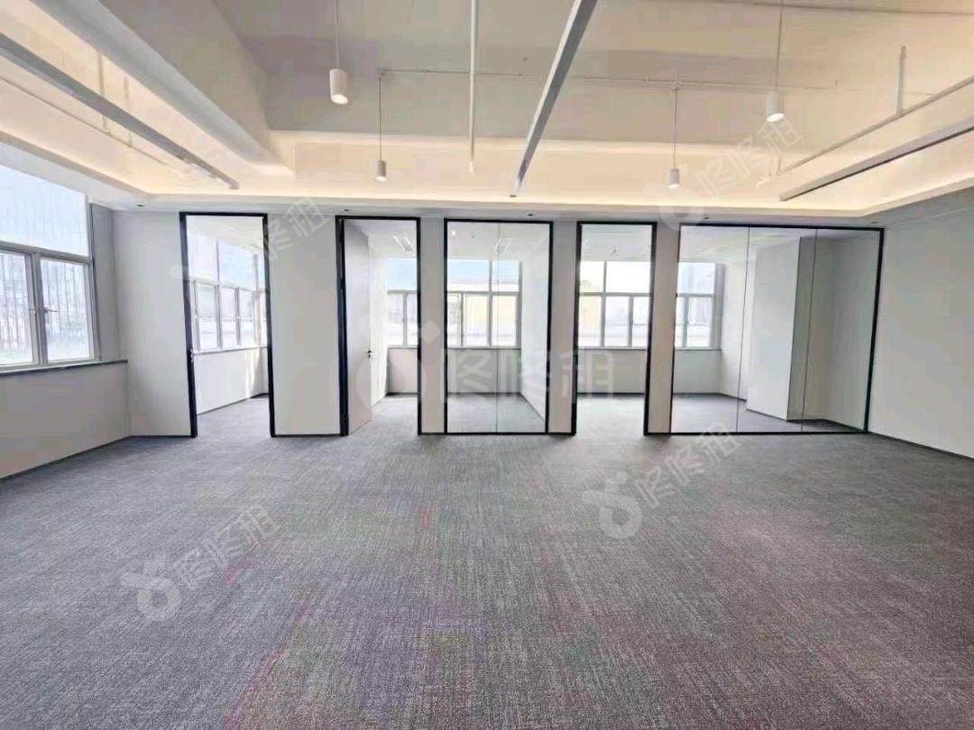 长园新材料港_150平_精装_办公室开间