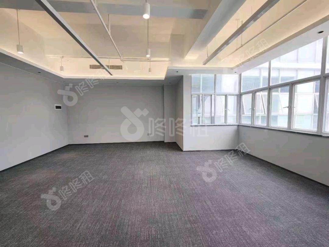 长园新材料港_150平_精装_办公室开间
