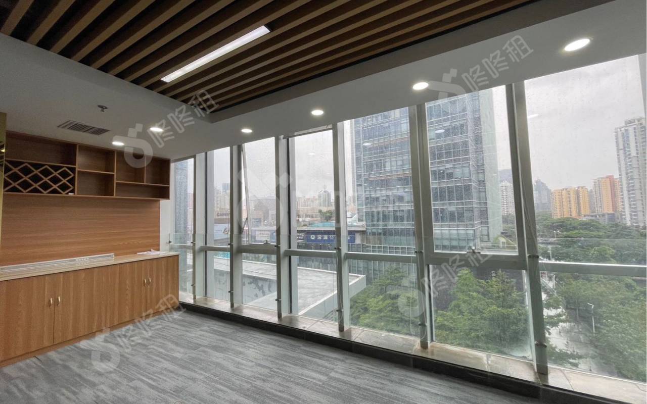 海岸城大厦_258平_精装_办公室隔间