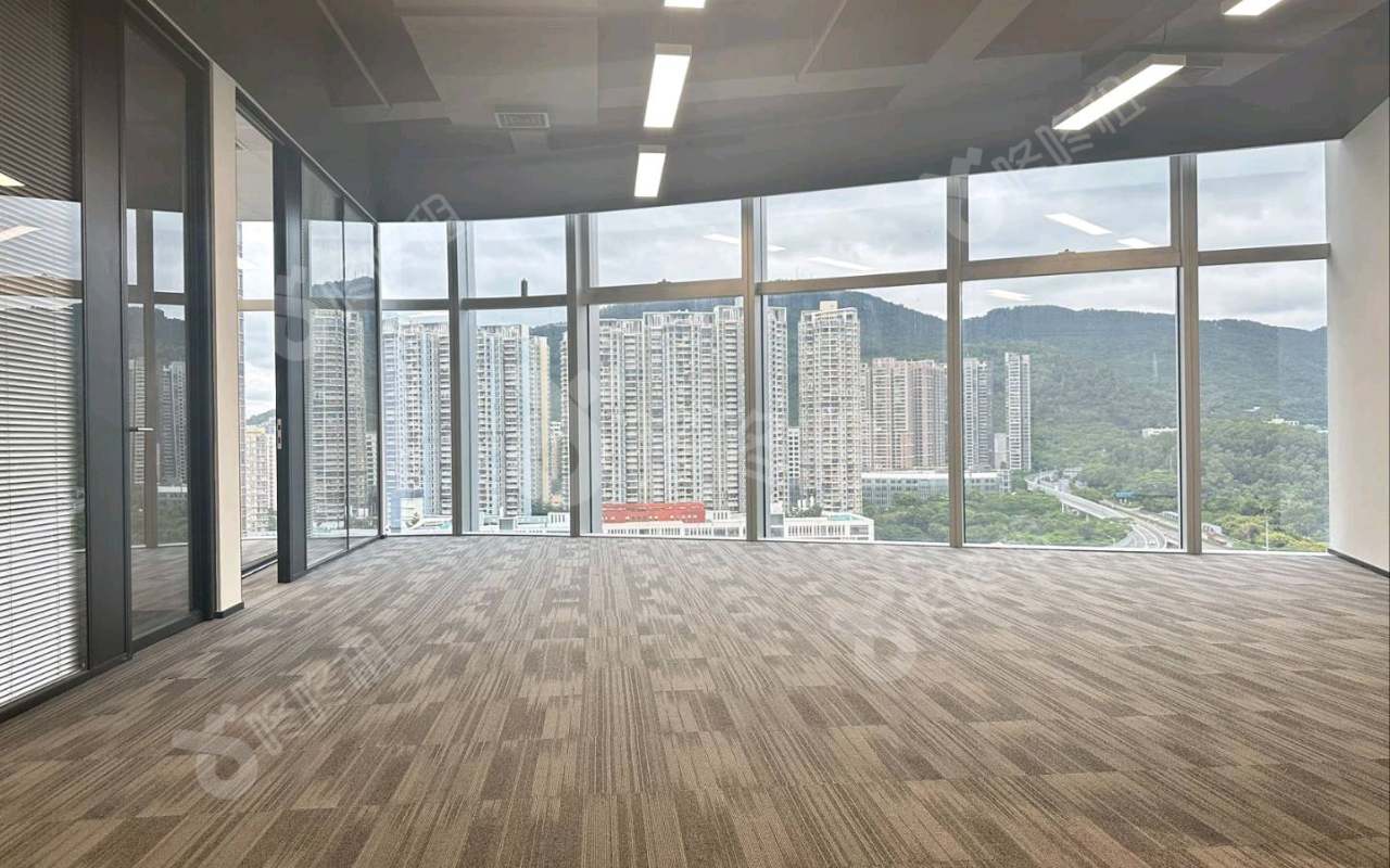 寰侨商务大厦_268平_精装_办公室开间