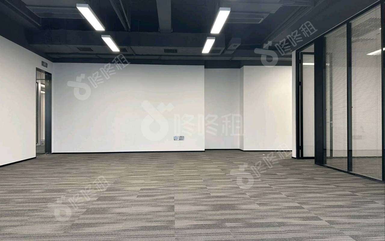 寰侨商务大厦_295平_精装_办公室开间