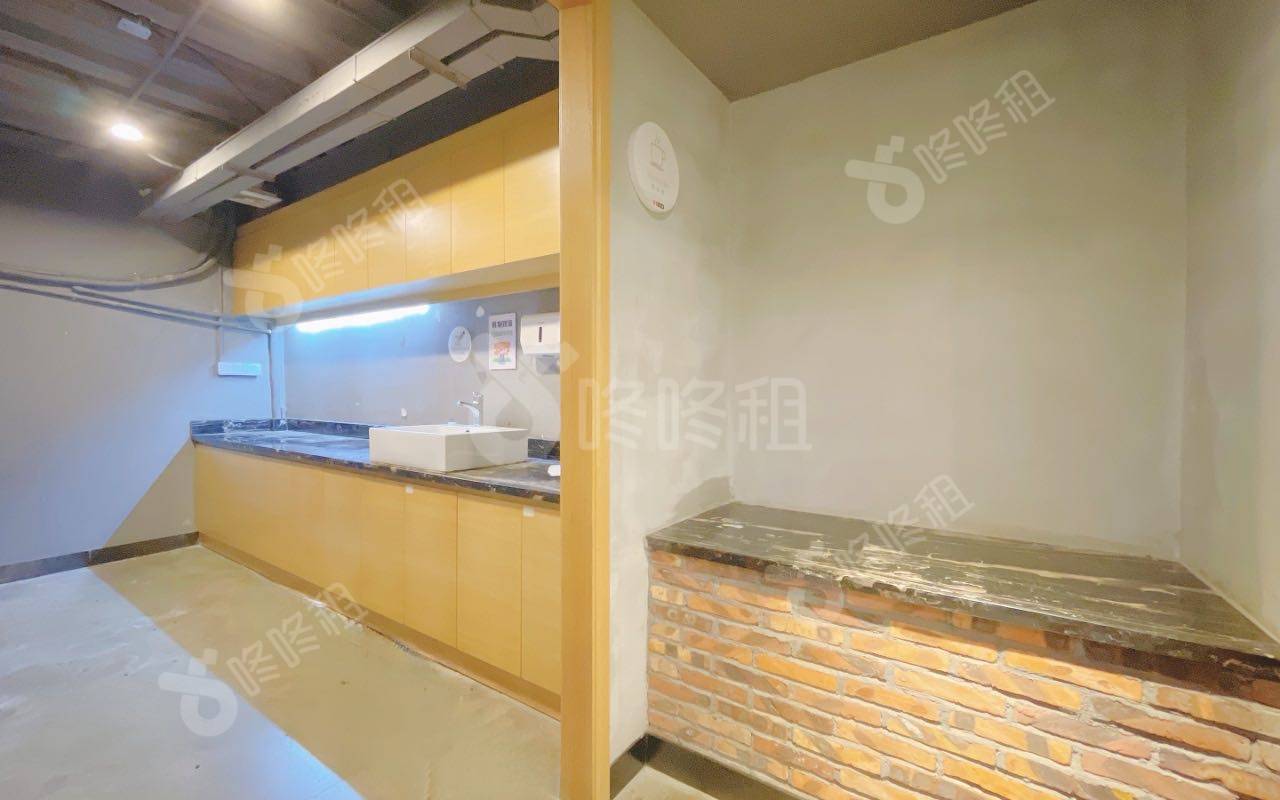 南山云谷二期_343平_精装_办公室隔间