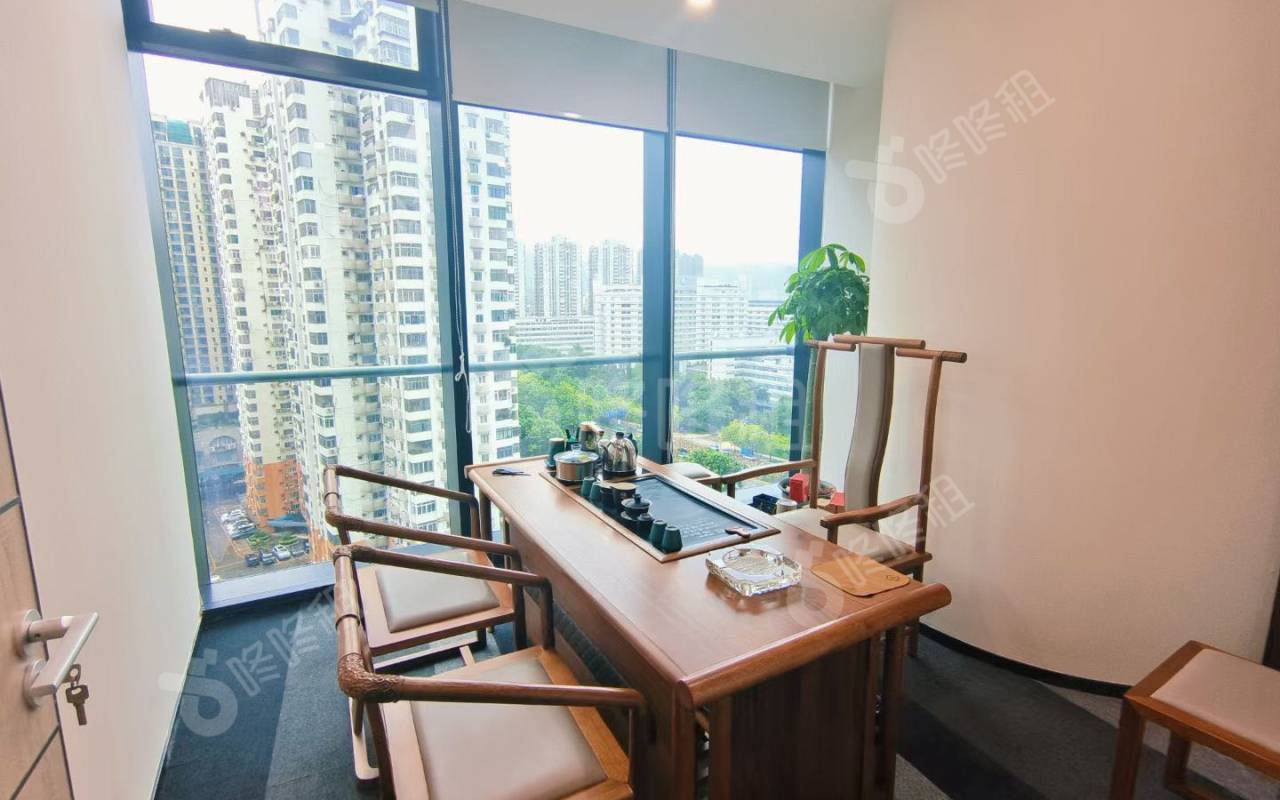 新世界文博中心_175平_精装_办公室隔间