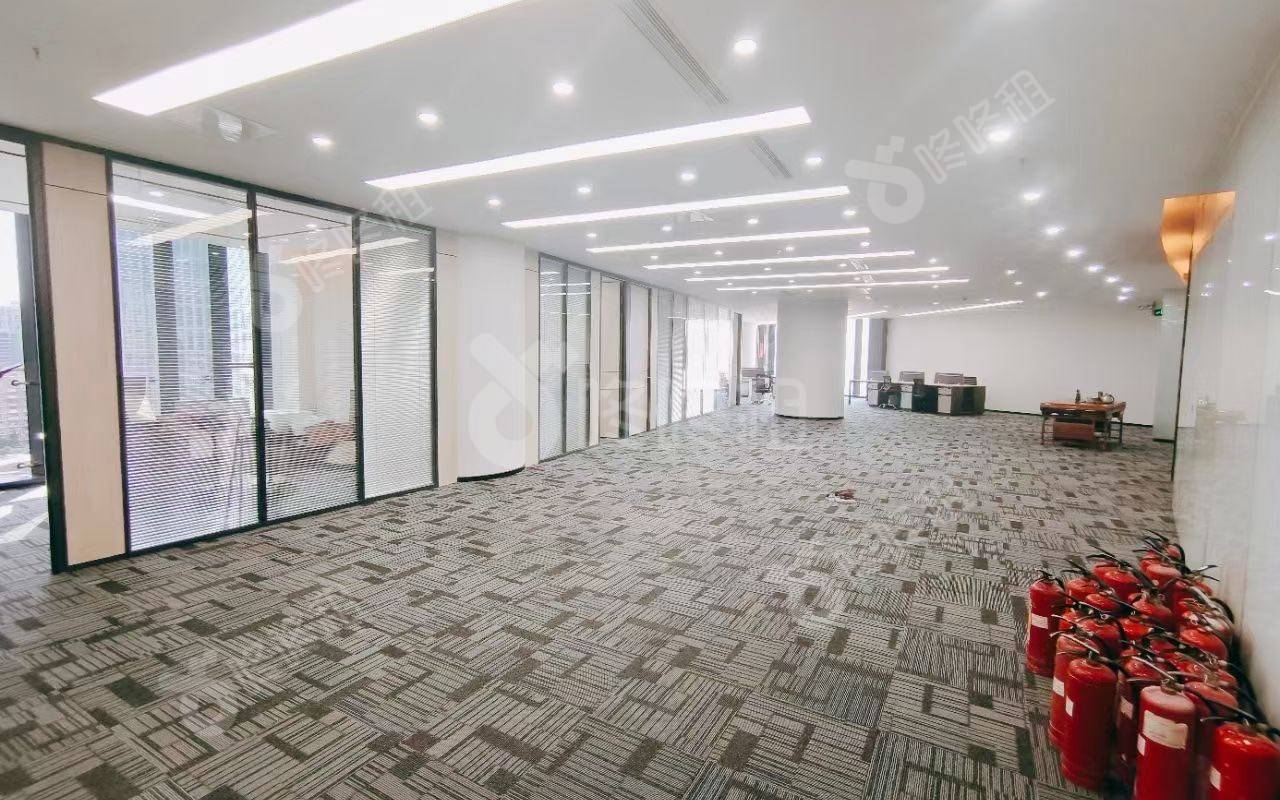新世界文博中心_450平_豪装_办公室开间