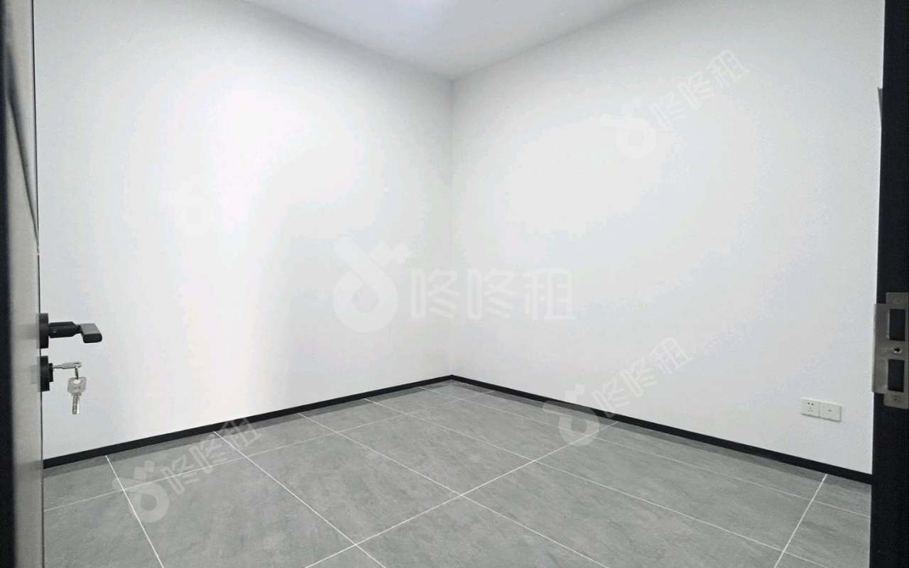 万科星宸大厦_139.36平_精装_办公室隔间