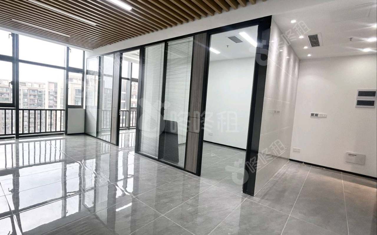 万科星宸大厦_105.58平_精装_办公室开间
