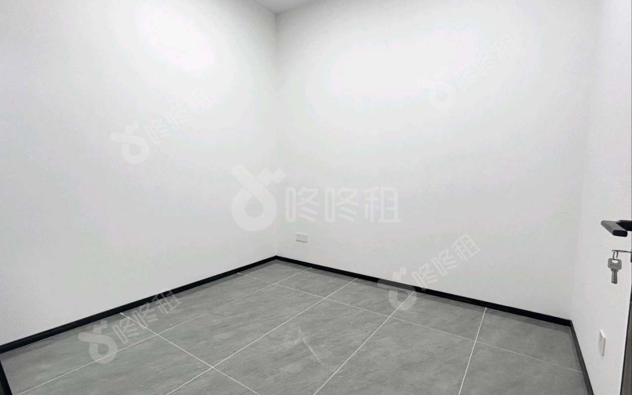 万科星宸大厦_105.58平_精装_办公室隔间