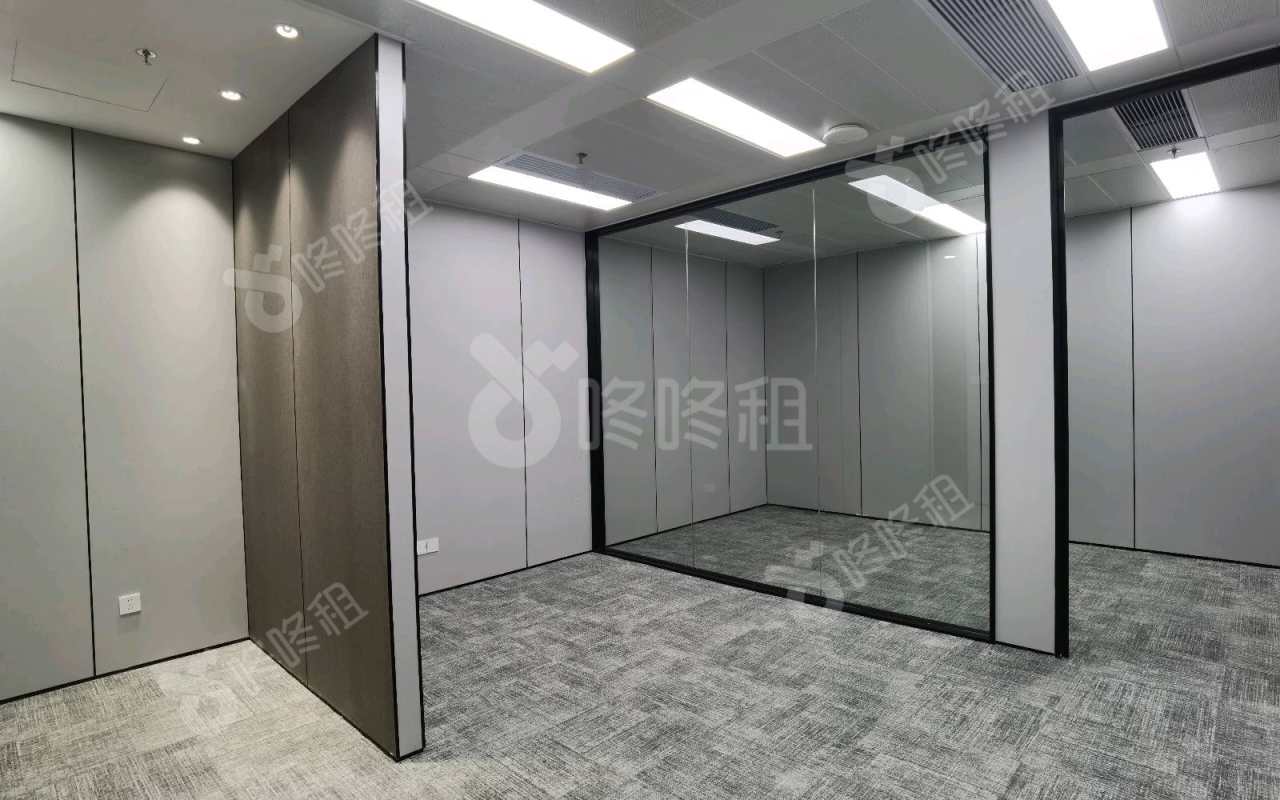 联想大厦_128平_精装_办公室开间