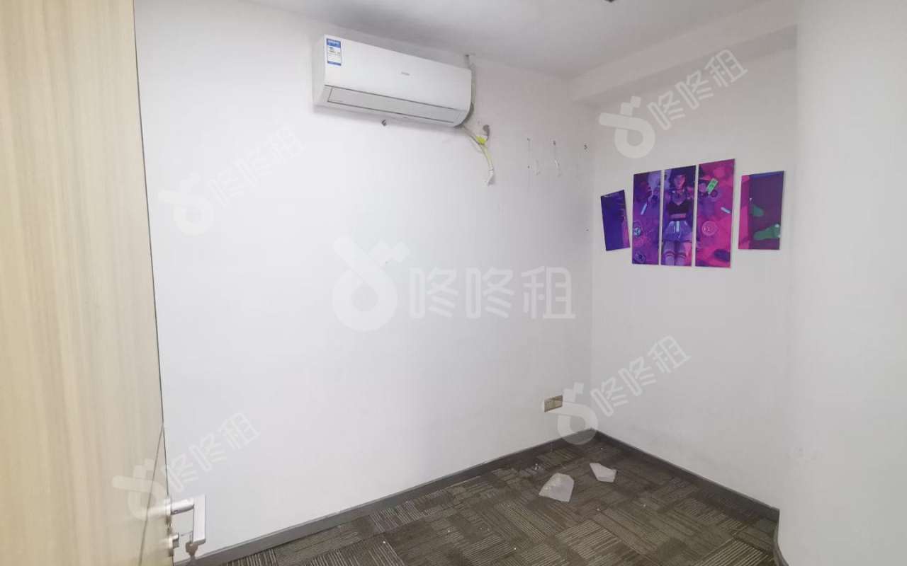 盛唐大厦_178平_精装_办公室隔间