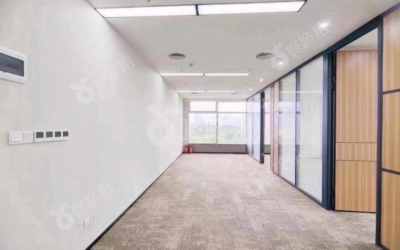 航天大厦_240平_精装_办公室开间