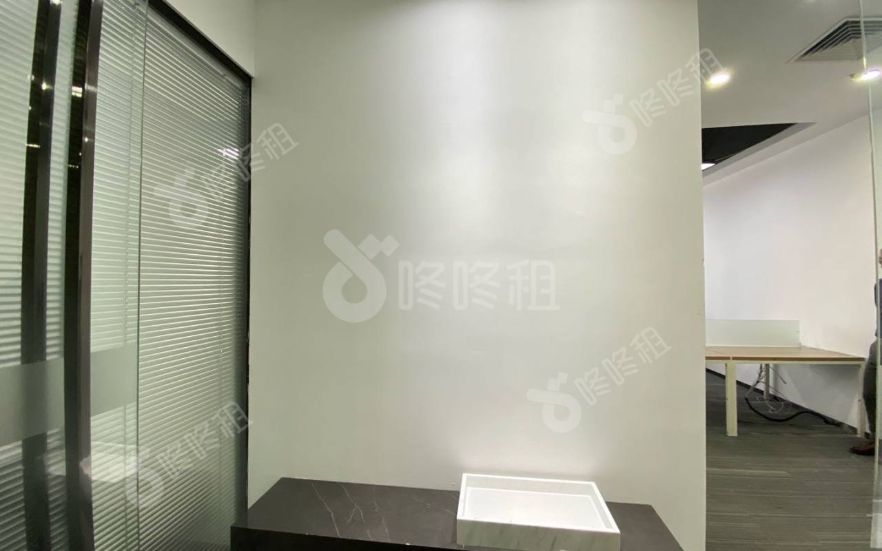 讯美科技广场_116平_精装_前台