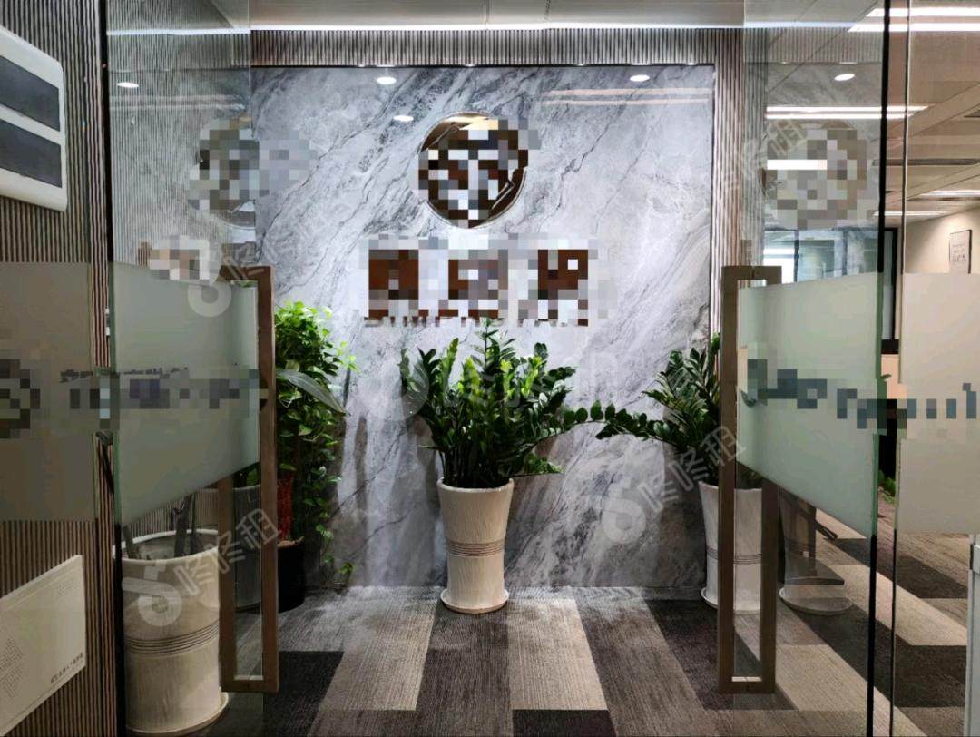 环球都会广场_168平_精装_前台