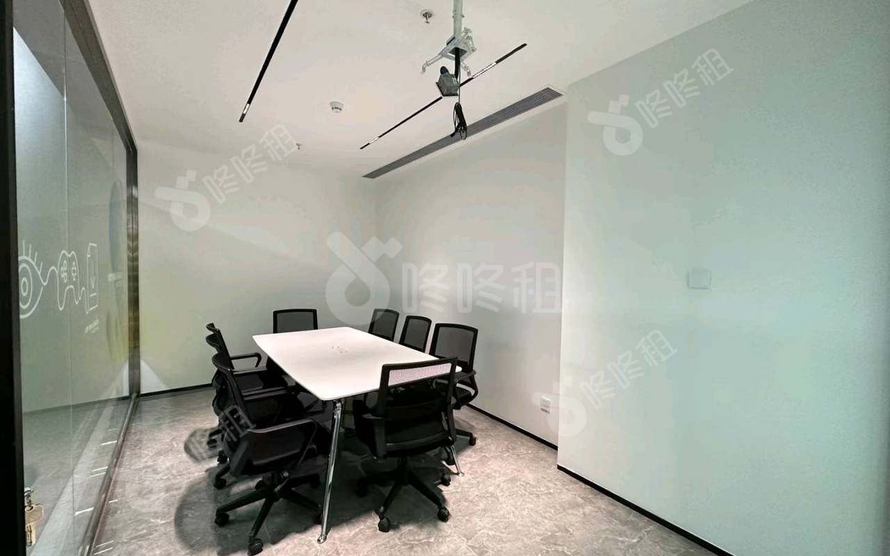 尚层国际大厦_145平_豪装_办公室隔间