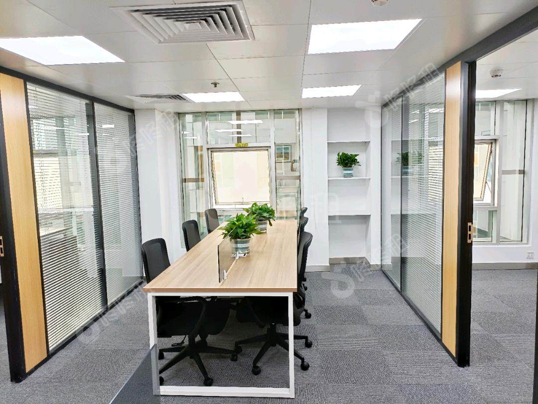 羊城国际贸易中心_135平_精装_办公室开间