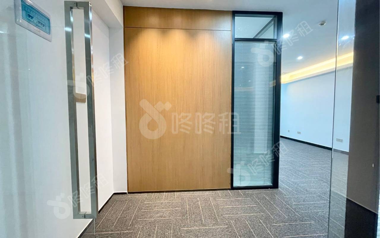 海大创意园_85平_精装_前台