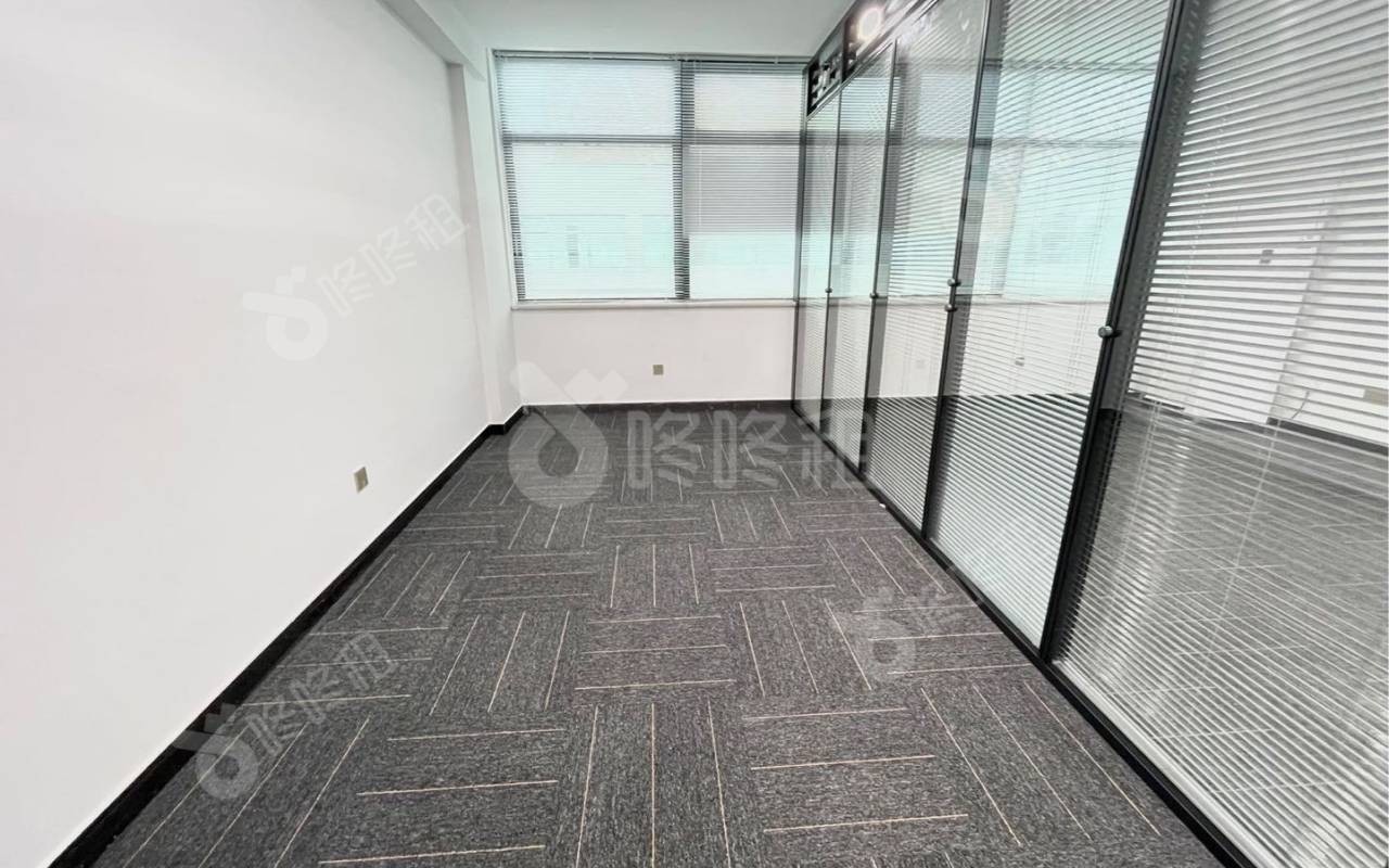 海大创意园_90平_精装_办公室隔间