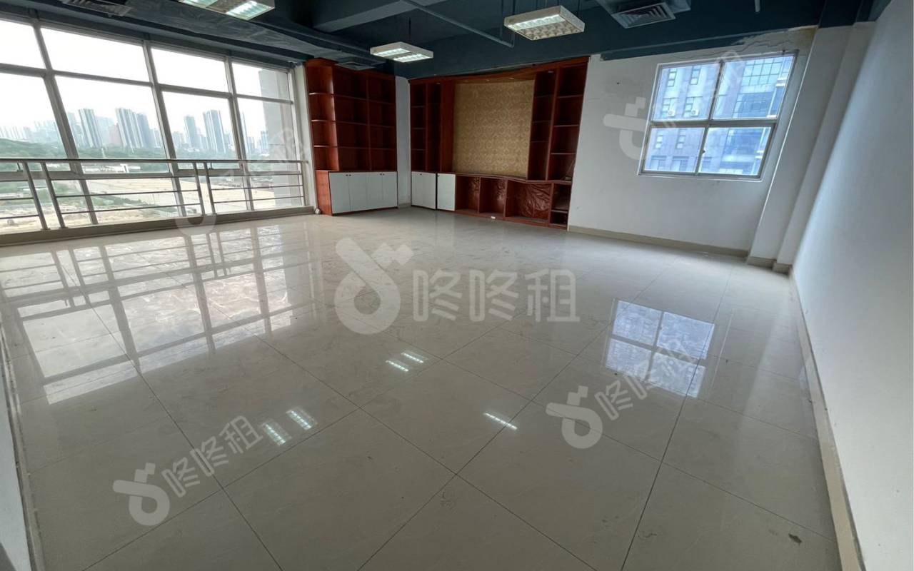 嘉达研发大楼_452平_精装_办公室隔间