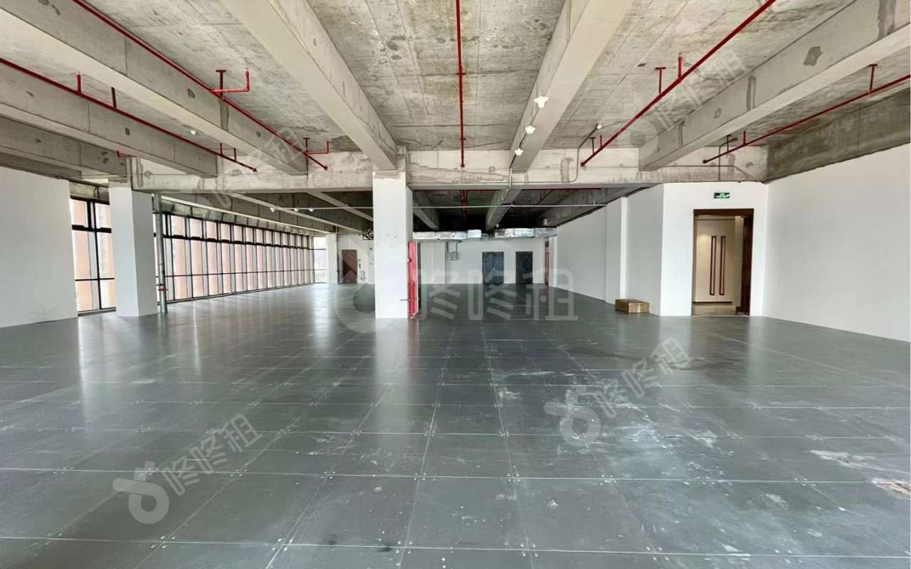 前海颐都大厦_2200平_精装_办公室开间