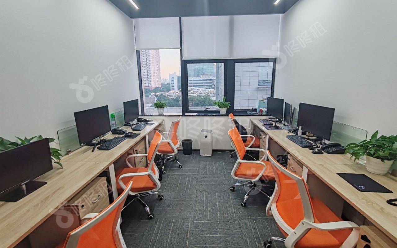 国人通信大厦_588平_精装_办公室开间