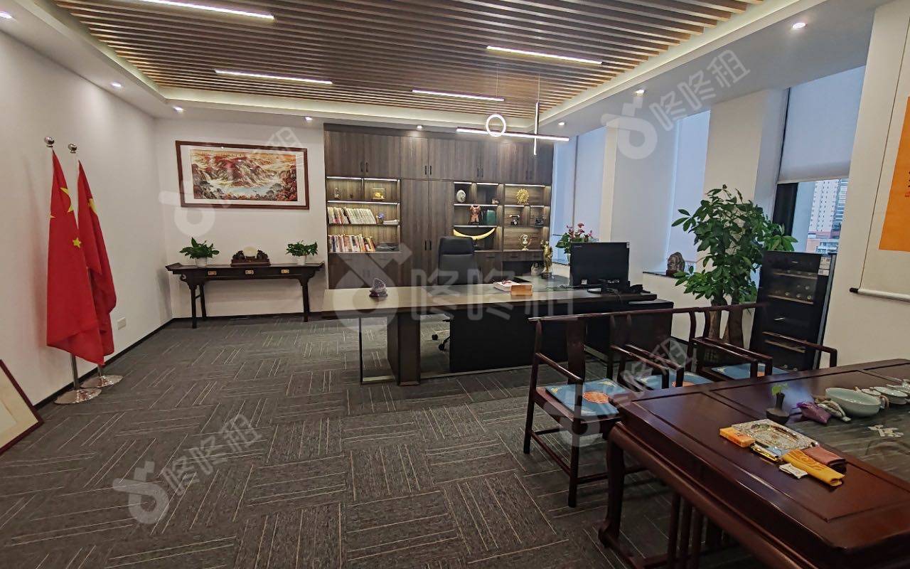 国人通信大厦_588平_精装_办公室隔间