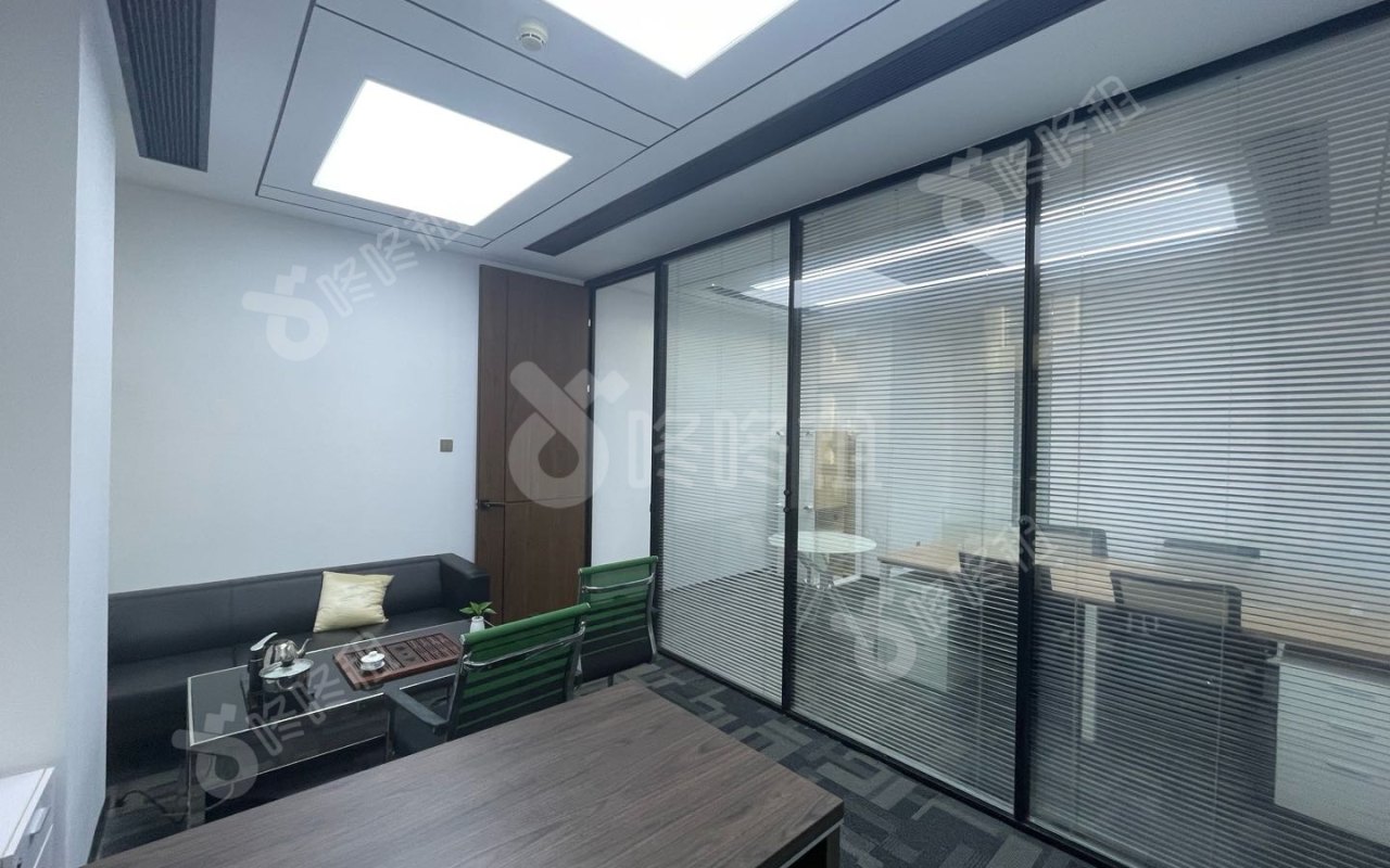 大族创新大厦_65平_精装_办公室隔间