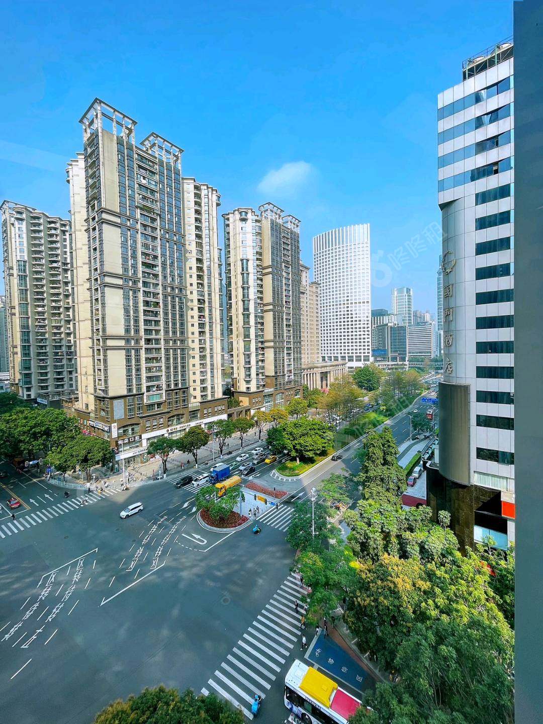 远洋大厦_228.66平_精装_办公室开间