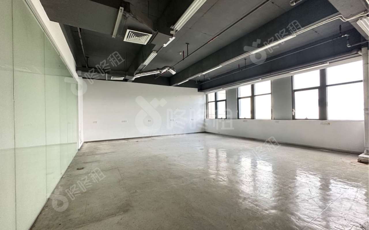 源兴科技大厦_840平_定制装修_办公室隔间