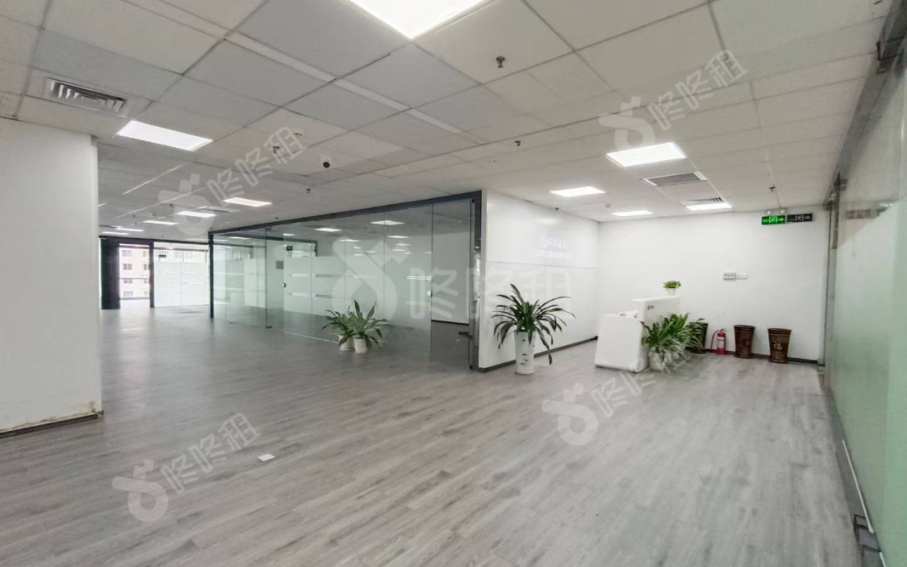 创新科技广场一期_898平_精装_办公室开间