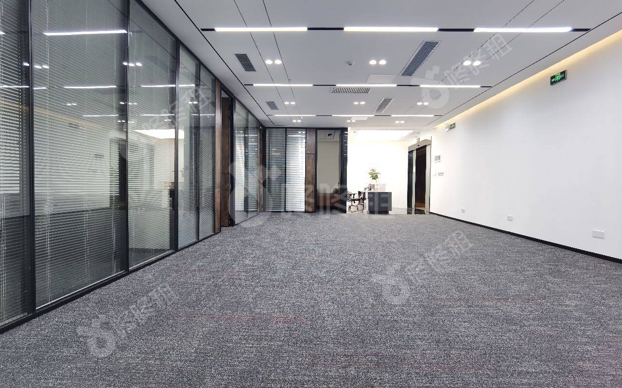 卓越前海壹号_462平_豪装_办公室开间