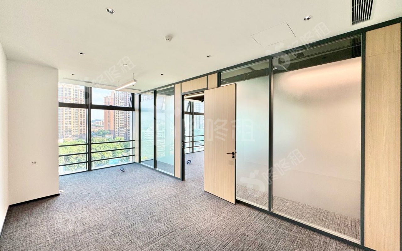 宏发天汇中心_183平_精装_办公室隔间