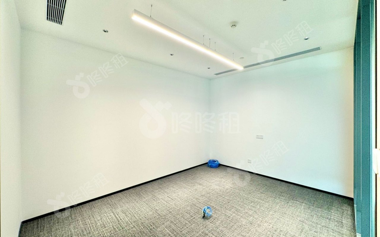 宏发天汇中心_183平_精装_办公室隔间